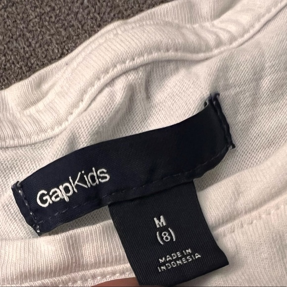 Girls Gap London tshirt - Picture 2 of 5